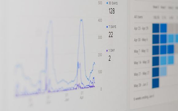 데이터와 성과 기반 의사결정